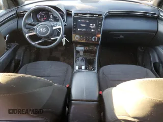 2023 Hyundai Santa Cruz SE z VIN 5NTJA4AE1PH042212, wystawiony jako Copart lot #83299794 z przebiegiem 99 719 mil mil oraz Szkoda całkowita • Salvage title. Historia ofert i sprzedaży dostępna na DreamBid. Obrazek 8.