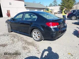 2013 Subaru Legacy Premium z VIN 4S3BMBC61D3014597, wystawiony jako IAAI lot #41848243 z przebiegiem 171 612 mil mil oraz . Historia ofert i sprzedaży dostępna na DreamBid. Obrazek 3.