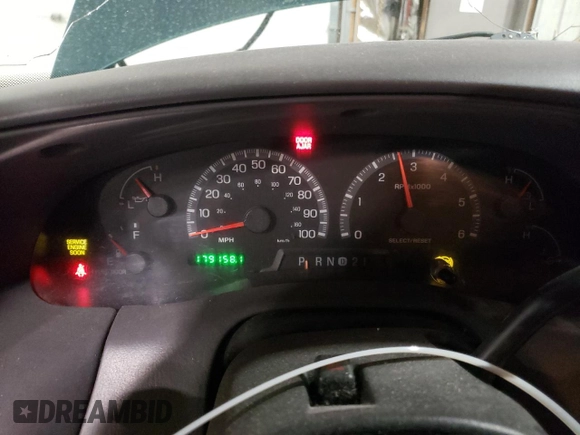 2001 Ford F-150 XLT with VIN 1FTRW08W41KD98737, listed as a Copart auction lot 64695065 with 179,158 mi miles and Clean title. Bid and sale history available at DreamBid. Image 9.