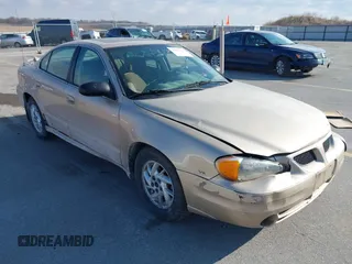 2005 Pontiac Grand Am SE with VIN 1G2NE52E45M175658, listed as a IAAI auction lot 41878410 with 223,001 mi miles. Bid and sale history available at carsss.com. Image 1.