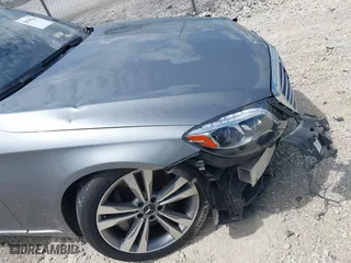 2015 Mercedes-Benz S-Class S 550 with VIN WDDUG8FB3FA142954, listed as a IAAI auction lot 39795621 with 111,415 mi miles. Bid and sale history available at carsss.com. Image 20.