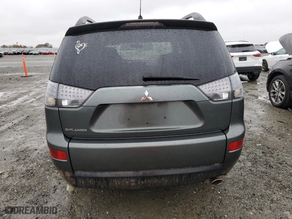 2009 Mitsubishi Outlander ES with VIN JA4LS21W79Z005009, listed as a Copart auction lot 84330364 with 179,971 mi miles and Clean Title. Bid and sale history available at carsss.com. Image 6.