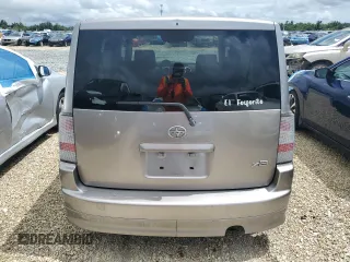2006 Scion xB z VIN JTLKT324564100800, wystawiony jako Copart lot #56410185 z przebiegiem 205 113 mil mil oraz Szkody całkowita. Historia ofert i sprzedaży dostępna na DreamBid. Obrazek 6.