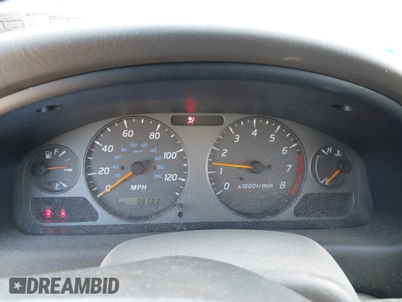 2001 Nissan Sentra GXE z VIN 3N1CB51D01L473085, wystawiony jako IAAI lot #41615385 z przebiegiem 38 731 mil mil oraz . Historia ofert i sprzedaży dostępna na DreamBid. Obrazek 7.