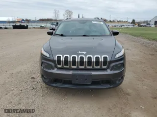 2016 Jeep Cherokee Altitude with VIN 1C4PJMCS2GW156127, listed as a Copart auction lot 53389905 with 124,898 mi miles and Clean Title. Bid and sale history available at carsss.com. Image 5.