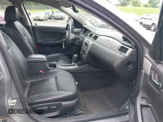 2006 Chevrolet Impala LT 3.9L with VIN 2G1WC581269174607, listed as a IAAI auction lot 42246993 with 133,023 mi miles and . Bid and sale history available at DreamBid. Image 5.