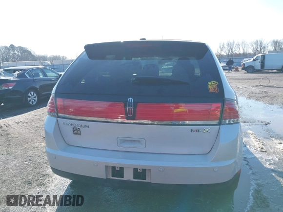 2009 Lincoln MKX with VIN 2LMDU68C49BJ03277, listed as a IAAI auction lot 41342935 with 140,674 mi miles. Bid and sale history available at carsss.com. Image 16.
