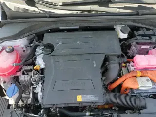 2022 Hyundai Ioniq SE с VIN KMHC75LC8NU269371, выставлен на аукционе Copart как лот 52548905 с пробегом 52 544 миль миль и Списание • Salvage title. История ставок и продаж доступна на DreamBid. Изображение 13.