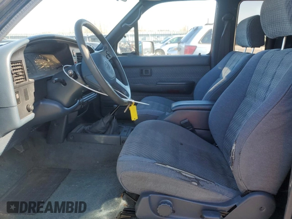 1993 Toyota Pickup SR5 z VIN JT4VN13G0P5124241, wystawiony jako Copart lot #44253055 z przebiegiem 254 494 mil mil oraz Szkoda całkowita • Salvage title. Historia ofert i sprzedaży dostępna na DreamBid. Obrazek 7.