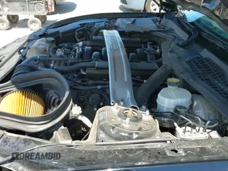 2019 Ford Mustang Bullitt z VIN 1FA6P8K0XK5503788, wystawiony jako IAAI lot #43021322 z przebiegiem 56 470 mil mil oraz . Historia ofert i sprzedaży dostępna na DreamBid. Obrazek 21.