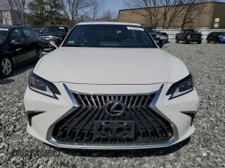 2023 Lexus ES 350 with VIN 58ADZ1B11PU150953, listed as a Copart auction lot 51323415 with 20,325 mi miles and Salvage Title. Bid and sale history available at DreamBid. Image 5.