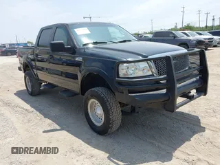 2004 Ford F-150 XLT z VIN 1FTPW14564KB73217, wystawiony jako IAAI lot #42321024 z przebiegiem 208 424 mil mil oraz . Historia ofert i sprzedaży dostępna na DreamBid. Obrazek 1.