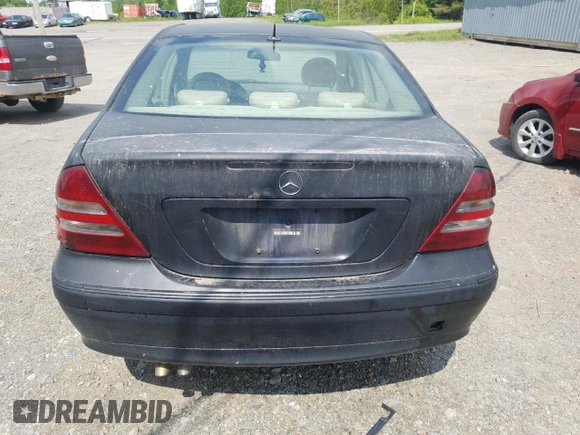 2005 Mercedes-Benz C 240 z VIN WDBRF81J75F626479, wystawiony jako Copart lot #58505095 z przebiegiem Nie podano mil oraz Szkoda całkowita • Salvage title. Historia ofert i sprzedaży dostępna na DreamBid. Obrazek 6.