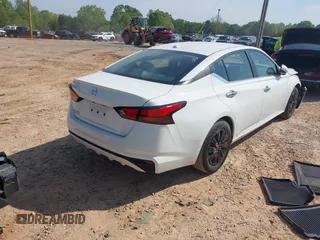 2019 Nissan Altima S z VIN 1N4BL4BV2KC221302, wystawiony jako IAAI lot #42031701 z przebiegiem 91 316 mil mil oraz . Historia ofert i sprzedaży dostępna na DreamBid. Obrazek 4.