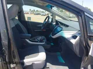 2018 Chevrolet Bolt EV LT с VIN 1G1FW6S0XJ4131836, выставлен на аукционе IAAI как лот 42478414 с пробегом 42 301 миль миль и . История ставок и продаж доступна на DreamBid. Изображение 5.