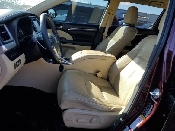 2015 Toyota Highlander Limited with VIN 5TDDKRFH7FS213482, listed as a Copart auction lot 46471565 with 94,116 mi miles and Salvage Title. Bid and sale history available at carsss.com. Image 7.