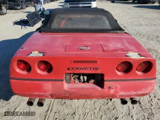 1989 Chevrolet Corvette with VIN 1G1YY3189K5121853, listed as a Copart auction lot 88135295 with 0 mi miles and Salvage Title. Bid and sale history available at carsss.com. Image 6.