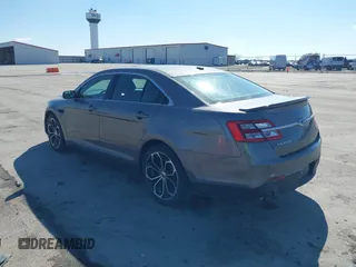 2013 Ford Taurus SHO с VIN 1FAHP2KT0DG220825, выставлен на аукционе IAAI как лот 41851095 с пробегом 163 797 миль миль и . История ставок и продаж доступна на DreamBid. Изображение 3.