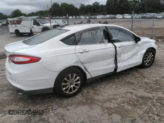 2016 Ford Fusion S with VIN 3FA6P0G70GR126917, listed as a IAAI auction lot 42163529 with 252,148 mi miles and . Bid and sale history available at DreamBid. Image 4.