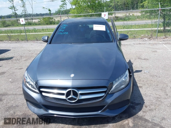 2016 Mercedes-Benz C 300 z VIN 55SWF4JB8GU116105, wystawiony jako IAAI lot #42099691 z przebiegiem 109 439 mil mil oraz . Historia ofert i sprzedaży dostępna na DreamBid. Obrazek 12.
