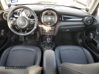 2021 MINI Hardtop Cooper с VIN WMWXR3C03M2N73872, выставлен на аукционе Copart как лот 45186265 с пробегом 37 484 миль миль и Списание • Salvage title. История ставок и продаж доступна на DreamBid. Изображение 8.