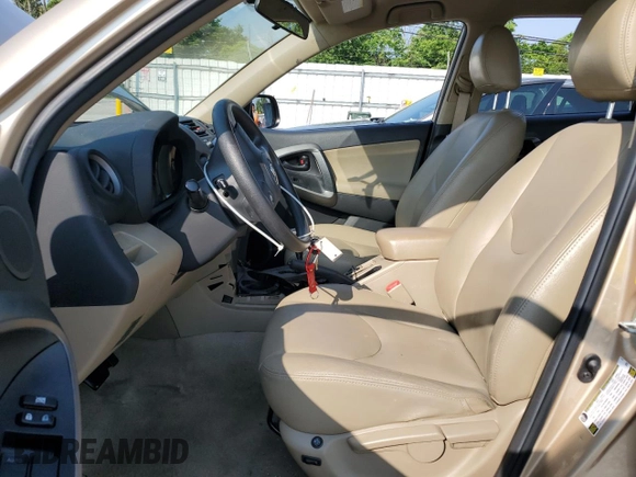 2010 Toyota RAV4 z VIN 2T3ZF4DVXAW027190, wystawiony jako Copart lot #60260535 z przebiegiem Nie podano mil oraz Szkoda całkowita • Salvage title. Historia ofert i sprzedaży dostępna na DreamBid. Obrazek 7.