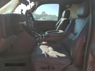 2005 Chevrolet Suburban LS with VIN 3GNFK16Z35G187860, listed as a Copart auction lot 74930654 with 247,510 mi miles and Salvage Title. Bid and sale history available at carsss.com. Image 7.