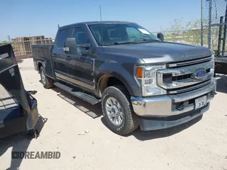 2022 Ford F-350 with VIN 1FT7W3BN4NEE67584, listed as a IAAI auction lot 42010364 with 28,926 mi miles and . Bid and sale history available at DreamBid. Image 1.