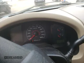 2005 Ford F-150 XL с VIN 1FTRF12285NC01875, выставлен на аукционе Copart как лот 86248024 с пробегом Не указан миль и Чистый • Clean title. История ставок и продаж доступна на DreamBid. Изображение 9.