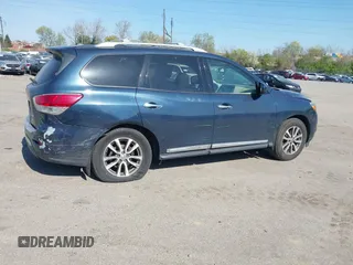 2014 Nissan Pathfinder SV with VIN 5N1AR2MM6EC684928, listed as a IAAI auction lot 42065915 with 46,029 mi miles. Bid and sale history available at carsss.com. Image 4.