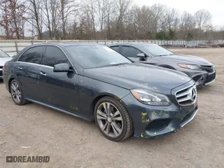 2014 Mercedes-Benz E-Class E 350 Sport with VIN WDDHF5KB2EA856839, listed as a IAAI auction lot 41752903 with 133,806 mi miles. Bid and sale history available at carsss.com. Image 1.