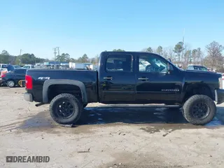 2007 Chevrolet Silverado 1500 LT w/1LT with VIN 2GCEK13C371608346, listed as a IAAI auction lot 41417978 with 171,167 mi miles. Bid and sale history available at carsss.com. Image 13.