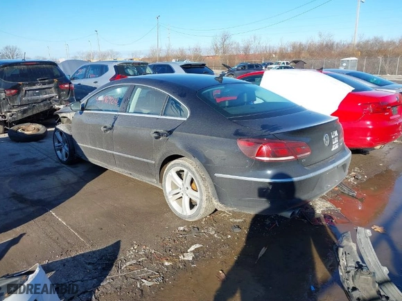 2013 Volkswagen CC Sport with VIN WVWBN7AN2DE524143, listed as a IAAI auction lot 41496924 with 121,372 mi miles. Bid and sale history available at carsss.com. Image 3.