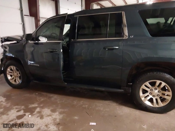 2019 Chevrolet Suburban LT with VIN 1GNSKHKC7KR166918, listed as a IAAI auction lot 41575884 with NaN miles. Bid and sale history available at carsss.com. Image 14.