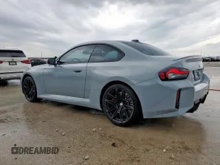 2024 BMW M2 z VIN 3MF13DM04R8E82744, wystawiony jako Copart lot #54774895 z przebiegiem 6 974 mil mil oraz Szkoda całkowita • Salvage title. Historia ofert i sprzedaży dostępna na DreamBid. Obrazek 2.