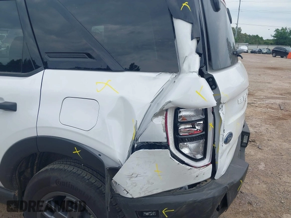 2024 Ford Bronco Sport Big Bend with VIN 3FMCR9B69RRE97938, listed as a IAAI auction lot 42293623 with 9,254 mi miles and . Bid and sale history available at DreamBid. Image 6.