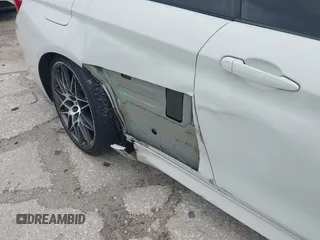 2018 BMW M4 with VIN WBS4Z9C5XJED22650, listed as a IAAI auction lot 42631888 with 41,266 mi miles and . Bid and sale history available at DreamBid. Image 17.