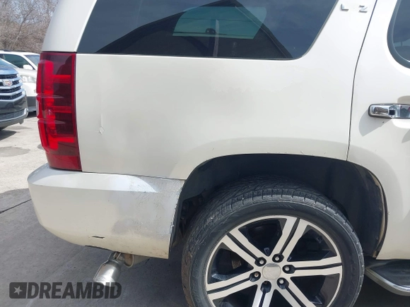 2008 Chevrolet Tahoe LTZ with VIN 1GNFK13078R190092, listed as a IAAI auction lot 41690795 with 147,041 mi miles and . Bid and sale history available at DreamBid. Image 6.