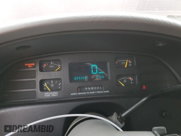 1995 Chevrolet Caprice with VIN 1G1BL52P0SR152620, listed as a Copart auction lot 53154365 with 223,365 mi miles and Salvage Title. Bid and sale history available at DreamBid. Image 9.