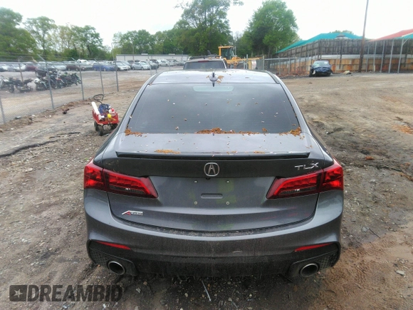2018 Acura TLX w/A-SPEC Pkg with VIN 19UUB2F66JA002402, listed as a IAAI auction lot 41960832 with 91,643 mi miles. Bid and sale history available at carsss.com. Image 16.