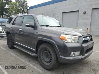 2010 Toyota 4Runner SR5 z VIN JTEZU5JR1A5003267, wystawiony jako Copart lot #55362175 z przebiegiem 449 563 mil mil oraz Szkoda całkowita • Salvage title. Historia ofert i sprzedaży dostępna na DreamBid. Obrazek 4.