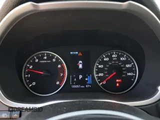 2019 Mitsubishi Eclipse Cross ES z VIN JA4AT3AA5KZ030253, wystawiony jako Copart lot #56925305 z przebiegiem 135 057 mil mil oraz Szkoda całkowita • Salvage title. Historia ofert i sprzedaży dostępna na DreamBid. Obrazek 9.