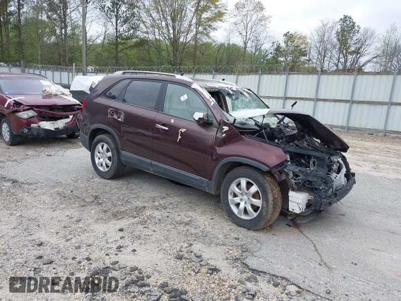 2013 Kia Sorento LX with VIN 5XYKT4A2XDG323012, listed as a IAAI auction lot 41875238 with 1 mi miles. Bid and sale history available at carsss.com. Image 1.