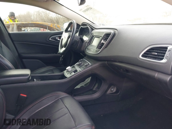 2015 Chrysler 200 Limited with VIN 1C3CCCAB0FN526585, listed as a IAAI auction lot 41558501 with 150,100 mi miles. Bid and sale history available at carsss.com. Image 5.