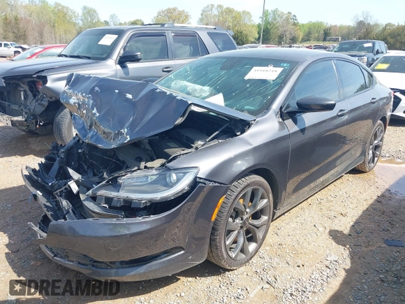 2015 Chrysler 200 S with VIN 1C3CCCDG5FN644378, listed as a IAAI auction lot 41918218 with 138,252 mi miles and . Bid and sale history available at carsss.com. Image 17.