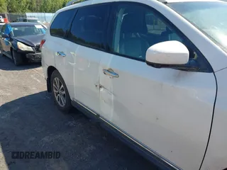 2015 Nissan Pathfinder Platinum with VIN 5N1AR2MMXFC615001, listed as a IAAI auction lot 42810501 with 206,247 mi miles and . Bid and sale history available at DreamBid. Image 6.