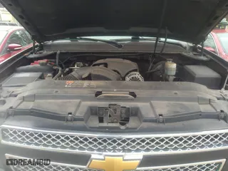2013 Chevrolet Avalanche LS with VIN 3GNMCEE05DG364132, listed as a IAAI auction lot 41385609 with 144,007 mi miles. Bid and sale history available at carsss.com. Image 9.