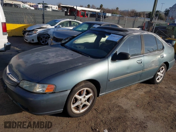 2001 Nissan Altima GXE with VIN 1N4DL01D91C223105, listed as a IAAI auction lot 41447253 with 196,021 mi miles. Bid and sale history available at carsss.com. Image 2.
