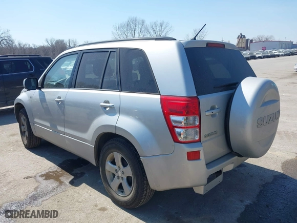 2007 Suzuki Grand Vitara XSport w/Snrf with VIN JS3TD944474204081, listed as a IAAI auction lot 41777788 with 109,963 mi miles. Bid and sale history available at carsss.com. Image 3.