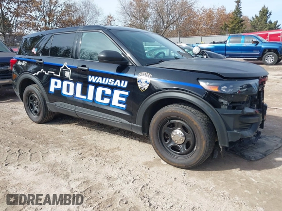 2020 Ford Police Interceptor Utility z VIN 1FM5K8AB2LGC51317, wystawiony jako IAAI lot #41755681 z przebiegiem 102 945 mil mil oraz . Historia ofert i sprzedaży dostępna na DreamBid. Obrazek 1.